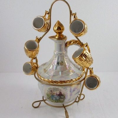 Bình rượu và 6 cốc mạ vàng của Pháp