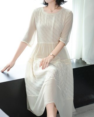 Váy lụa 2019 xuân hè mới thon gọn thương hiệu lớn của phụ nữ khí chất lụa nặng váy lụa trắng