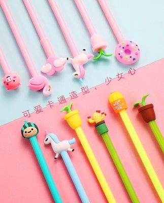 Phim hoạt hình bút gel nhỏ tươi và đáng yêu màu đen học sinh bằng bút Hàn Quốc sáng tạo văn phòng phẩm đơn giản cung cấp cá tính mềm mại dễ thương lưới đỏ cô gái trái tim 0,5mm bút đẹp trai