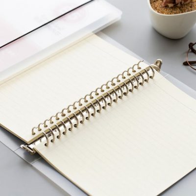Cornell notebook A5 văn phòng phẩm có thể tháo rời clip vuông B5 cuộn giấy rời đơn giản sai tiêu đề A4 lưới này vỏ lưới có thể tháo rời PubMed Lưu ý khóa vòng hoạt động trang sửa lỗi sinh viên đại học