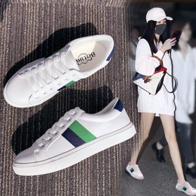 Giày trắng nhỏ nữ 2019 mẫu mùa hè với váy mới hoang dã mùa hè đỏ nữ giày đế bệt đế bằng thoáng khí