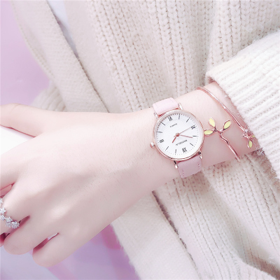 Đồng hồ đeo tay mẫu 111