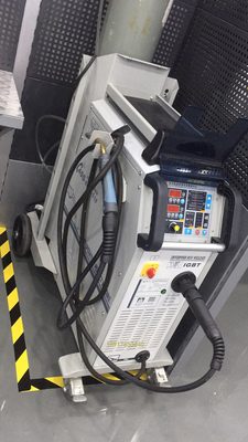 Nhà máy trực tiếp bay Eagle cơ thể nhôm tự động máy hàn đặc biệt FY-200L máy hàn nhôm đa ​​chức năng dây hàn