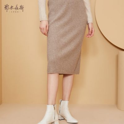 Ordos 1980 19 đầu thu mới nữ bơm váy đan đầu gối nửa váy cashmere tinh khiết đi lại đơn giản hoang dã