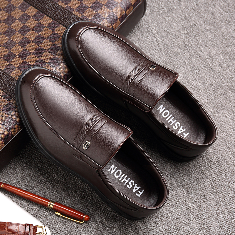 Giày nam Aokang màu đen giày da công sở mềm mại, giày đế mềm, thoáng mát cho người trung niên và người cao tuổi. (2)