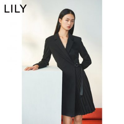 LILY2020 Mùa xuân Mới Phụ nữ Tính khí Đen Xếp li Ren Lên Eo Phù hợp với Váy dài tay 7223