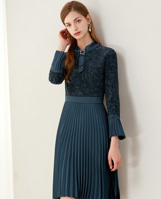 Colletir 2019 Women Fall New Áo dài tay Đầm ren Đầm xếp li dài Trung Pháp