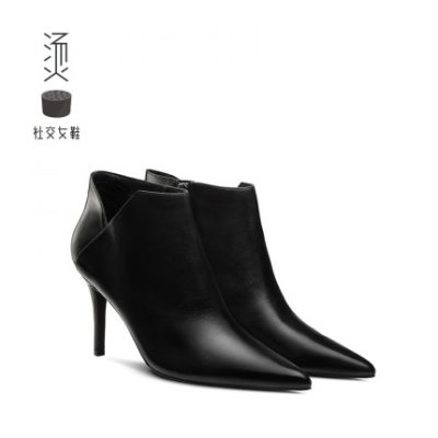 Giày nữ xã hội nóng Giày đen mũi nhọn da bê khí chất stiletto bốt ngắn thời trang nữ