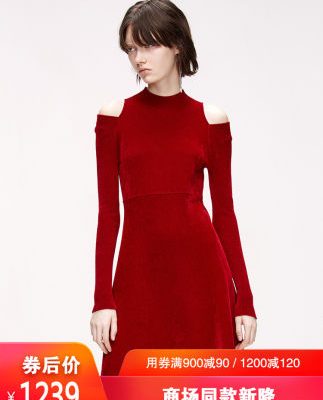 MOCO2019 mùa đông mới cổ tròn quây nhung đầm MAI4DRS003