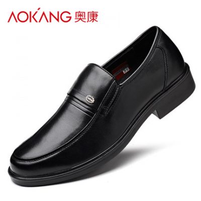 Giày nam Aokang mùa xuân và mùa thu mới kinh doanh bình thường Giày da một lớp đầu tiên Giày da nam thoáng khí cho người cha trung niên