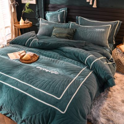 Falai Flannel hai mặt Mùa đông Sữa đặc Bộ lông cừu Bộ đồ giường bốn mảnh Baby Coral Lông cừu Tấm Chăn