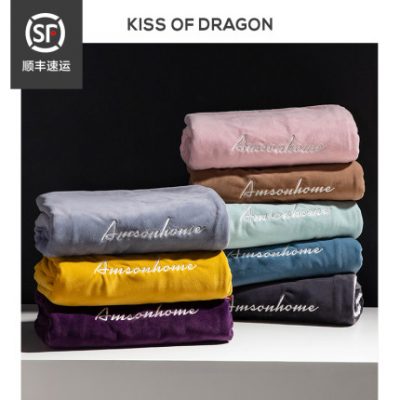 Một loại lông cừu bốn mảnh flannel mùa đông dày san hô lông cừu đôi lông cừu bé giường lông cừu