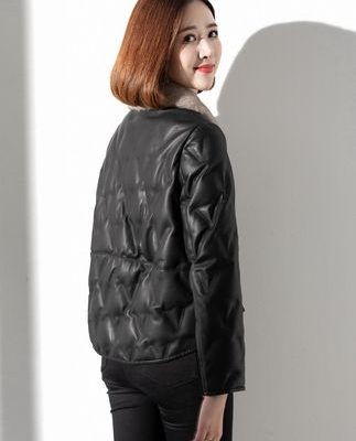 2019 Áo khoác da cừu mùa đông mới Hained Women Short Leather Grass Down Jacket Cotton Plus Velvet Thicken