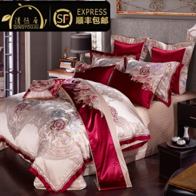 Bộ đồ giường bốn mảnh kiểu châu Âu