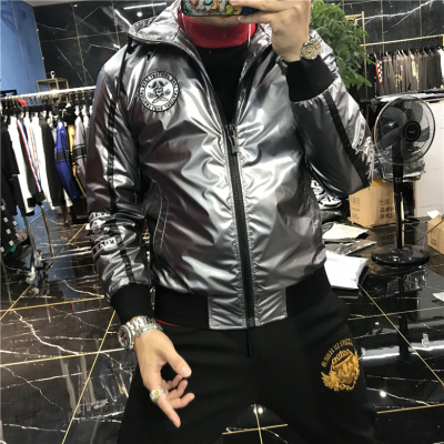 Áo khoác nam mùa thu đông 2019 mới thêu huy hiệu trạm châu Âu màu bạc sáng bóng trùm đầu cộng với áo khoác cotton