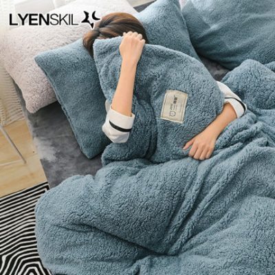 Bộ đồ giường bằng da cừu bốn mảnh san hô lông cừu mùa đông dày hai mặt chăn flannel tấm bé nhung