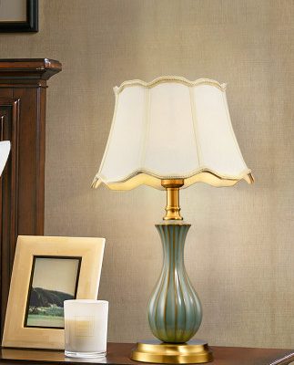 Tất cả đồng Mỹ đèn bàn phòng ngủ phòng khách nhà hiện đại tối giản phong cách châu Âu gốm lãng mạn trang trí phòng ngủ đèn ngủ