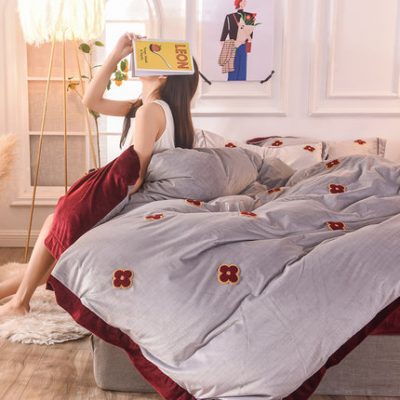 Bốn mảnh dày ấm áp san hô lông cừu flannel bé nhung lông cừu mùa đông giường pha lê nhung lông cừu hai mặt