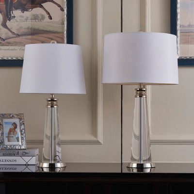 Tối giản hiện đại phong cách châu Âu đèn bàn pha lê phòng ngủ đèn ngủ khách sạn sáng tạo đèn bàn lớn phong cách phòng khách trang trí đèn bàn