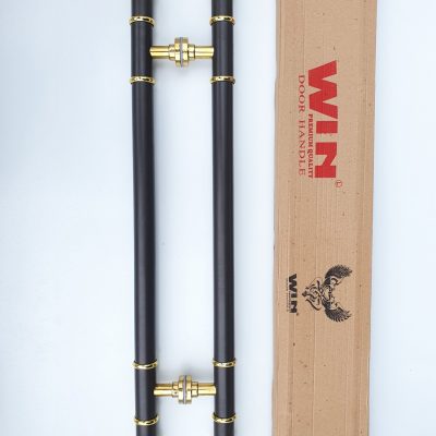 tay cafe sen vàng. tay nắm cửa