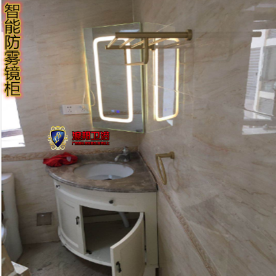 Tủ góc phòng tắm tùy chỉnh bàn trang điểm hình cánh quạt chậu rửa tam giác chậu rửa góc tủ kết hợp tủ gương phòng tắm