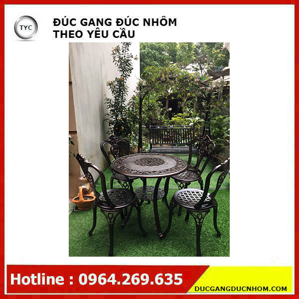 Ban-ghe-nhom-duc-ngoai-troi-nhap-khau-3