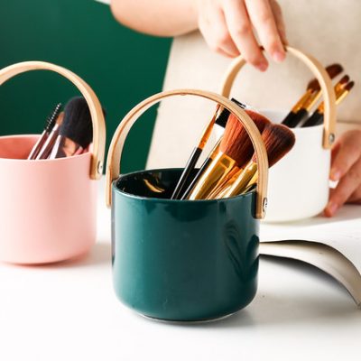 Hộp đựng cọ trang điểm Bắc Âu hộp đựng bút bằng gốm với hộp đựng đồ trang điểm di động để bàn bút kẻ mắt kẻ chân mày hộp đựng bút chì