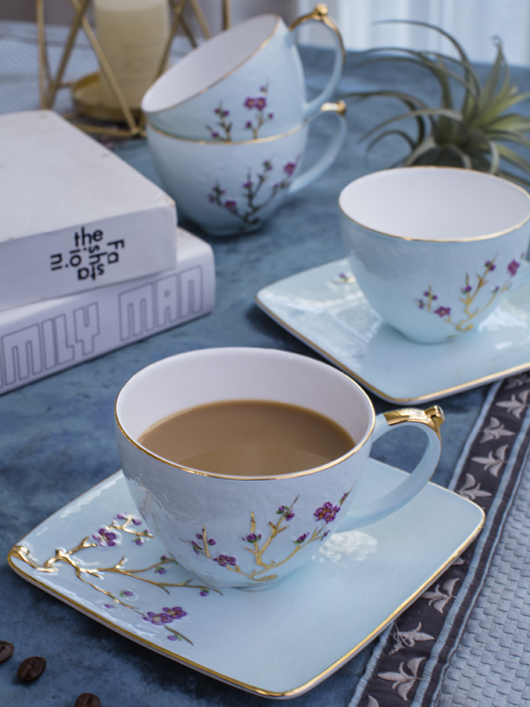 bộ bát đĩa gốm sứ họa tiết hoa nhí (3)