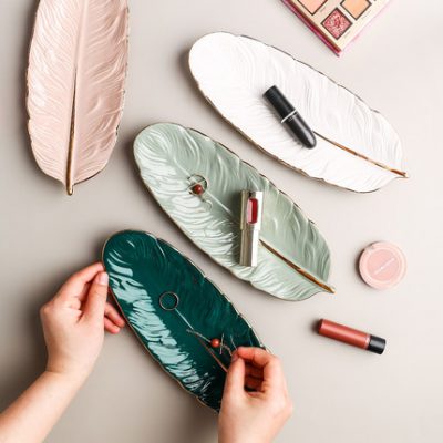 Nordic Net Red Feather Tray Light Khay đựng đồ trang sức bằng gốm sứ sang trọng Khay đựng đồ ăn sáng tạo Khay đựng cá Khay Sushi Dim Sum