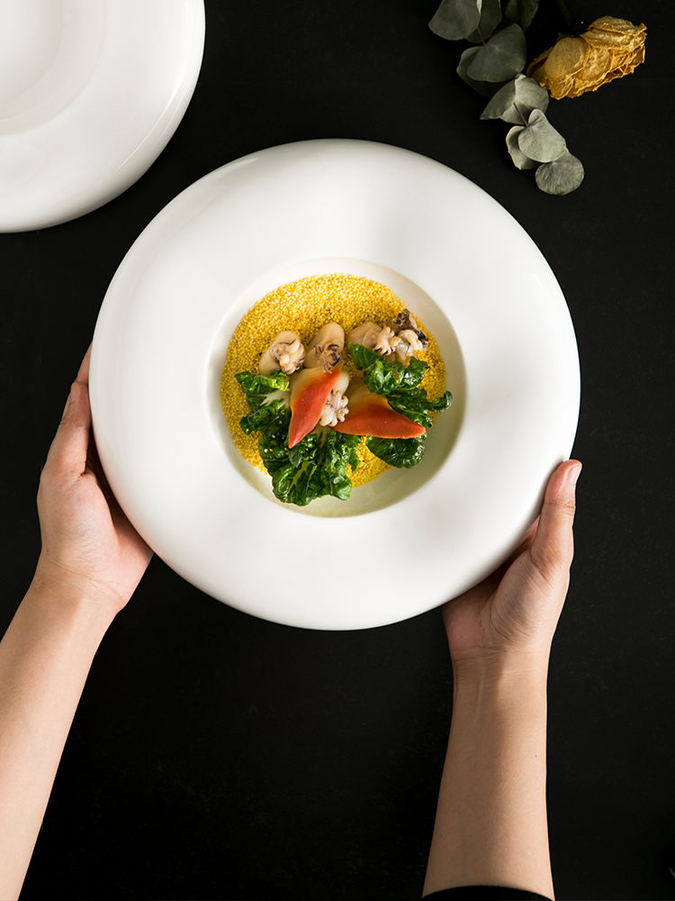 đĩa đầy đặn hình dáng k đều (5)