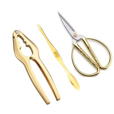 Dụng cụ gỡ cua chuyên dụng, sáng tạo, dễ dàng.