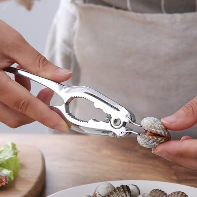 Dụng cụ mở con, quả có vỏ khó mở.