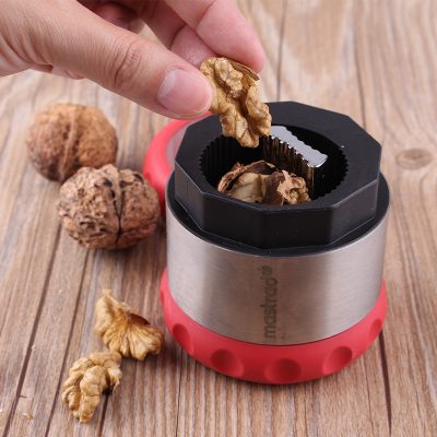 Dụng cụ tách vỏ quả óc chó , thông minh , tiện dụng , nhỏ gọn.