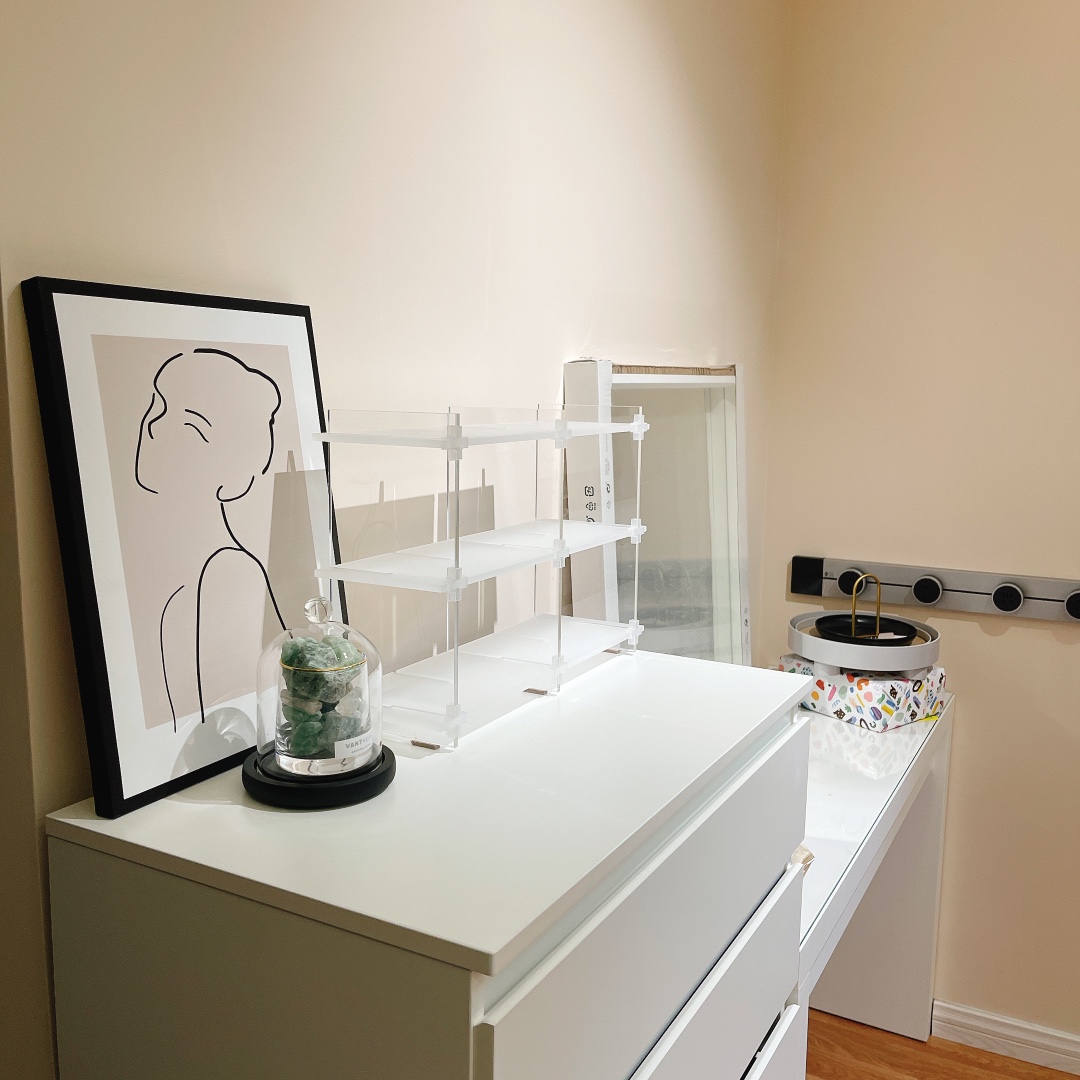 kệ trong suốt (3)