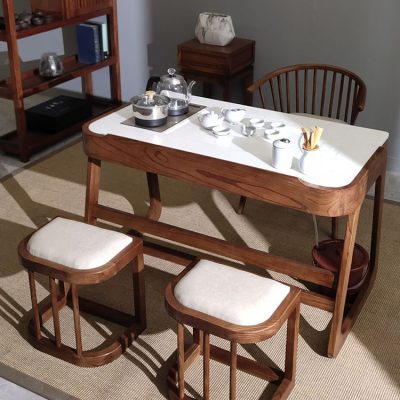 Bàn trà tiếp khách nhập khẩu.