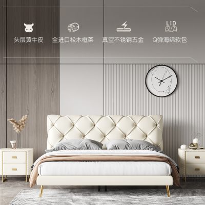 Giường ngủ bọc da, sang trọng, hiện đại. Trọng lượng tổng thể giường nhẹ.