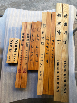 Tay nắm cửa kính tùy chỉnh tay nắm cửa tay nắm cửa gỗ rắn KFC lan can cửa trượt đăng nhập chữ LOGO