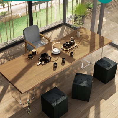 Bàn trà chân bàn bằng kính trong suốt nhập khẩu.