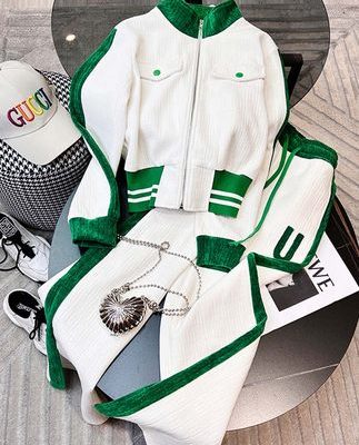 Bộ đồ thường ngày nữ 2022 đầu xuân mới cao cấp phong cách Hồng Kông thời trang giảm tuổi lưới màu đỏ chiên bộ đồ thể thao nữ