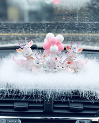 Đồ trang trí ô tô tất cả các cách an toàn hươu lưới màu đỏ ô tô điều khiển trung tâm ô tô trang trí nội thất cung cấp món quà lông vũ lớn dễ thương