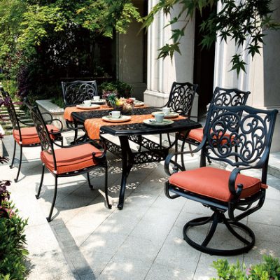 Bàn ghế sân vườn nhôm đúc nhập khẩu.