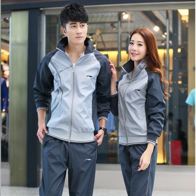 Li Ning VIP phù hợp với nam giới mùa xuân và mùa thu mới chạy bộ quần áo thể thao thường xuyên cộng với kích thước quần áo thể thao nữ vài bộ đồ thể thao