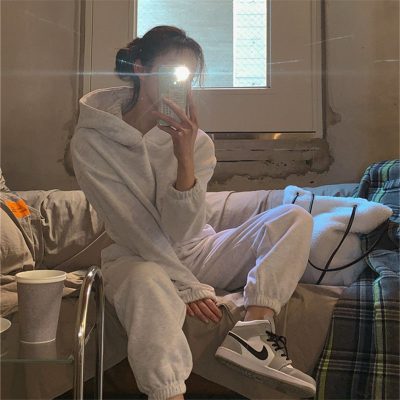 Plus nhung phiên bản Hàn Quốc 2022 mới mùa xuân và mùa thu đông áo len quần áo len hai mảnh thời trang khí chất thể thao giản dị phù hợp với nữ triều