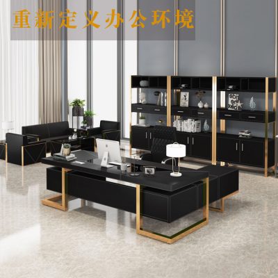 Bàn làm việc sang trọng nhập khẩu.