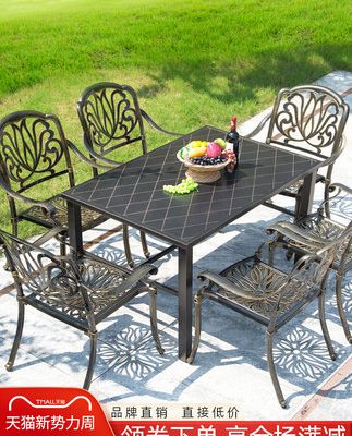 Bàn ghế nhôm đúc ngoài trời nhập khẩu.