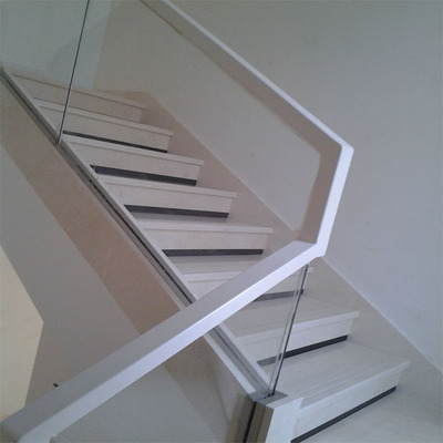 Bắc Kinh kính bảo vệ lan can mặt trời phòng rắn gỗ thép gỗ cầu thang bàn đạp sắt lan can biệt thự gian hàng cầu thang tùy chỉnh cải tạo