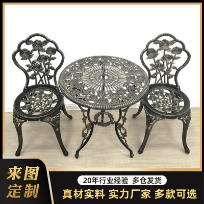 Bàn ghế nhôm đúc hoa văn hoa hồng nhập khẩu.