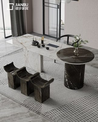 Bàn ăn mẫu mới nhất bằng đá cẩm thạch nhập khẩu.