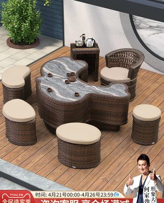 Bàn trà sân vườn, hình dáng đặc biệt nhập khẩu.