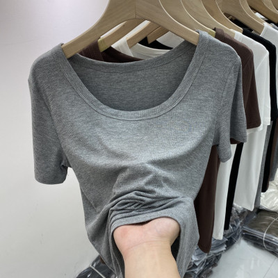 Áo phông ngắn tay phụ nữ mùa hè 2022 thiết kế quần áo mới của phụ nữ là sườn dọc mỏng cổ chữ U nửa trên tay áo mỏng